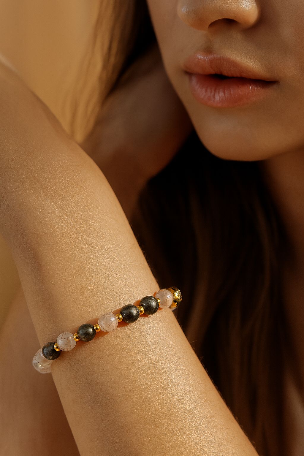 Pulsera mineral natural - Bienestar y economía dorada